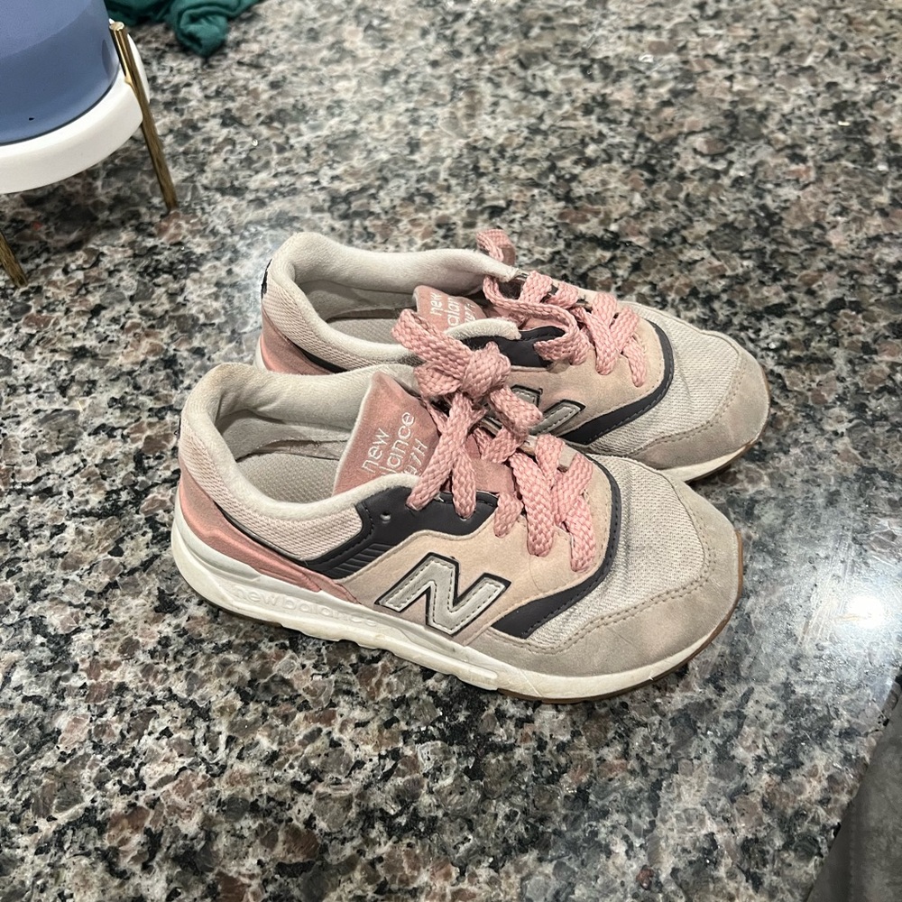 New Balancee 997H size 12